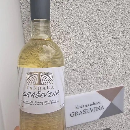 Vila Kuca Za Odmor Grasevina Kutjevo Exteriér fotografie